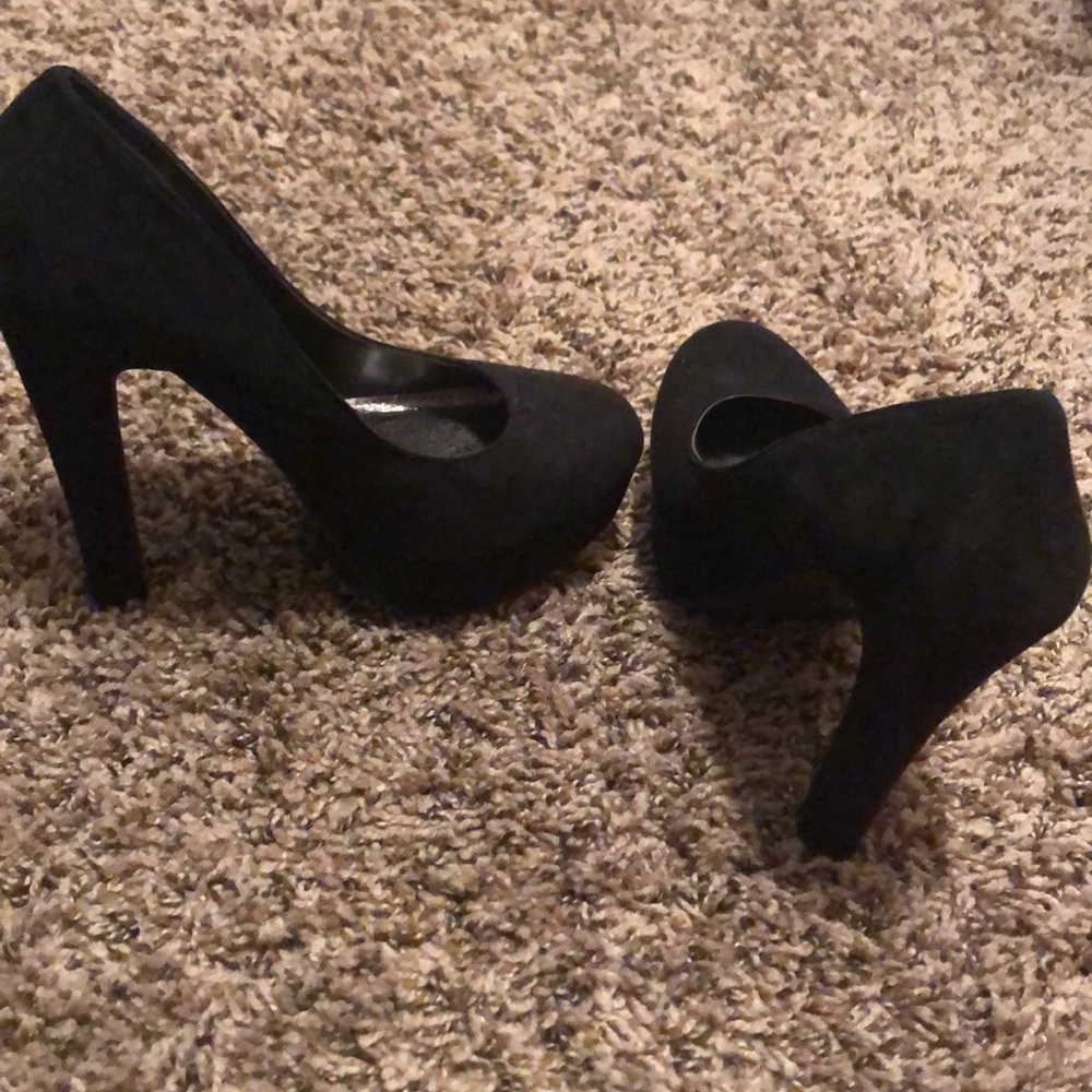 Faux suede black heels